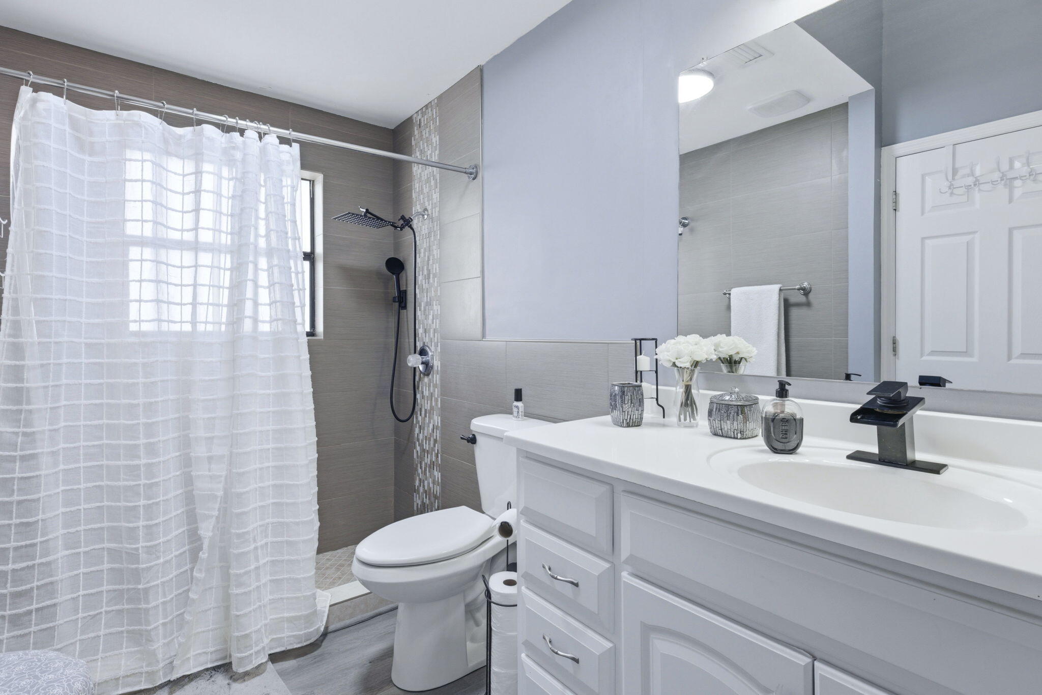 SANDALFOOT COVE SEC 11 - Residential