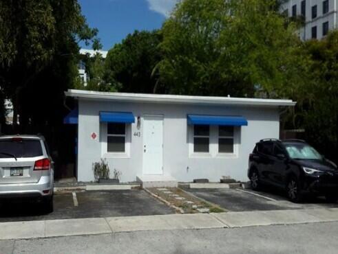 Flagler Village location! Near Brightline, FAT Village, walk to local restaurants and shops. This is a 2/1 with 700 Sq ft total. Washer and dryer located outside of the unit. FPL bill is very low averaging $60 and gas bill around $50. Landlord pays water, sewer and trash. Vinyl tile floors, ceiling fans, updated kitchen and bathrooms. One parking space assigned to the unit. Only four units in the building. credit score 650 or higher. Only 2 people allowed to occupy.