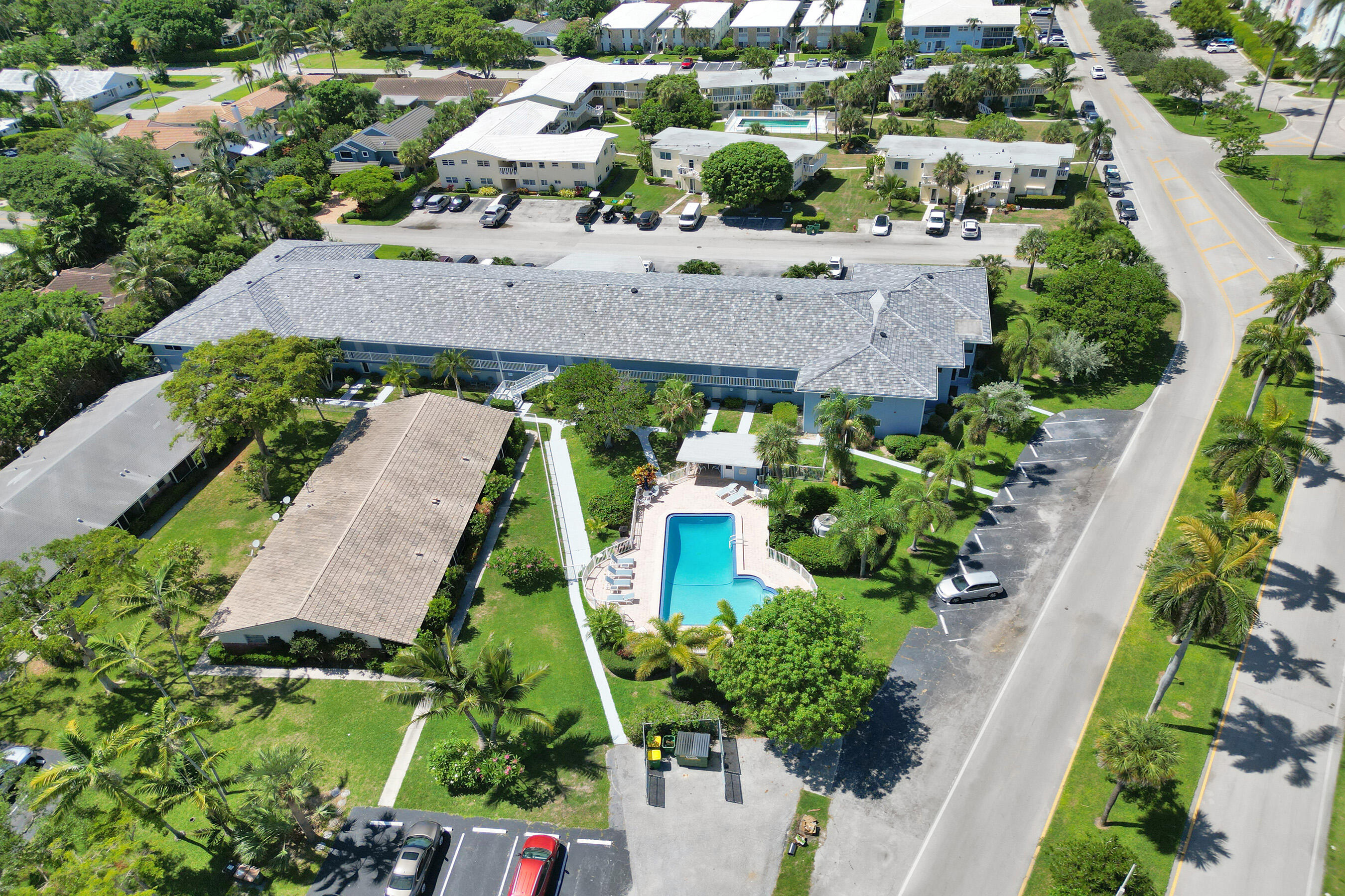 YACHT VIEW CONDO - Residential
