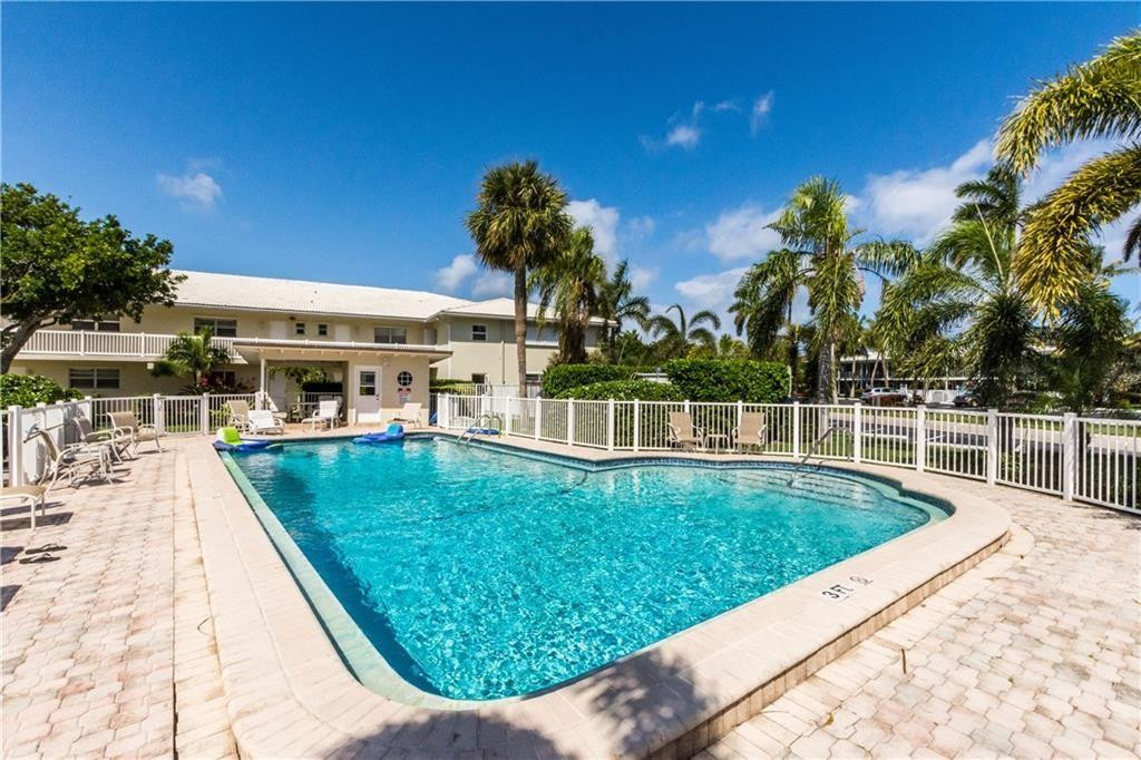 YACHT VIEW CONDO - Residential