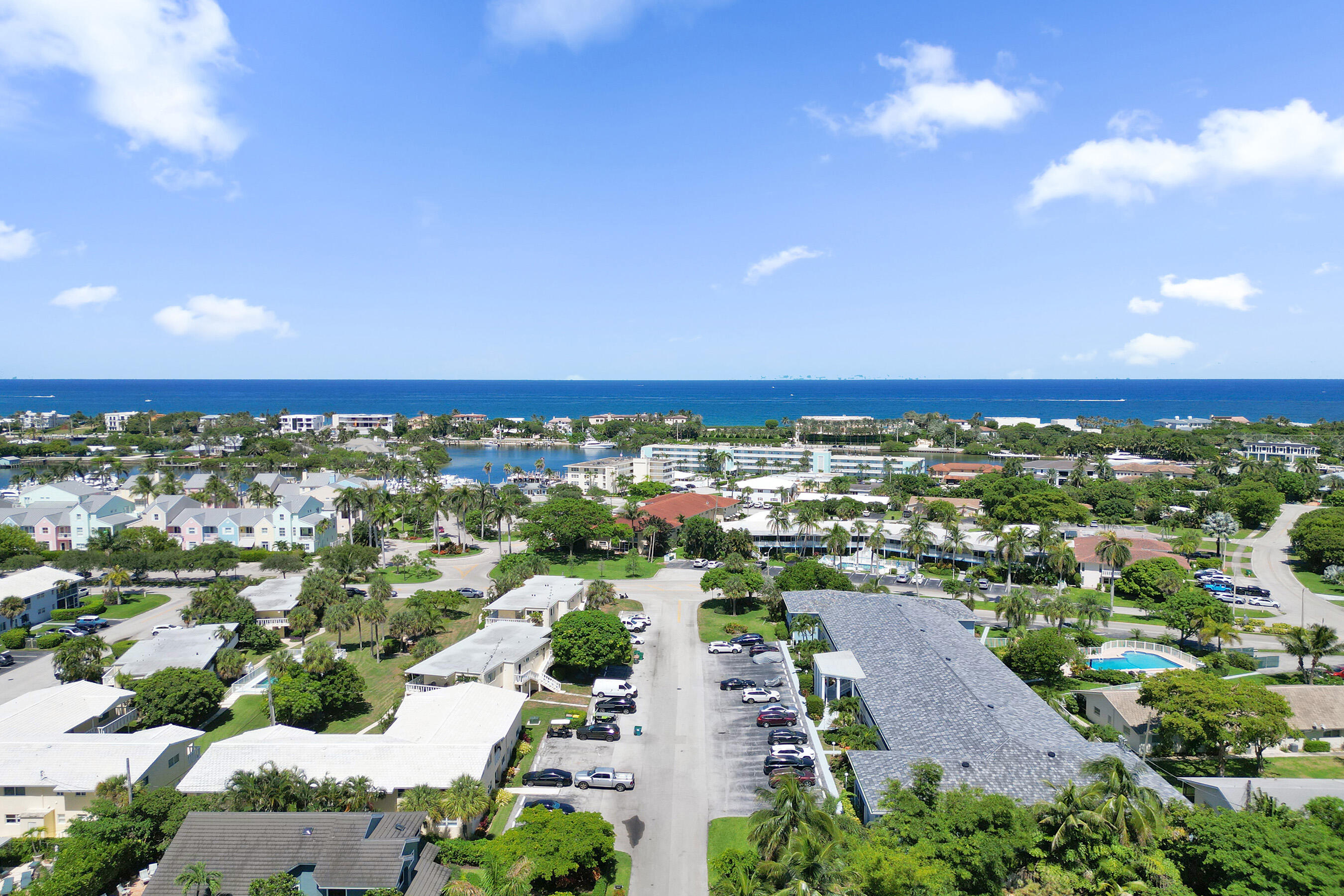 YACHT VIEW CONDO - Residential