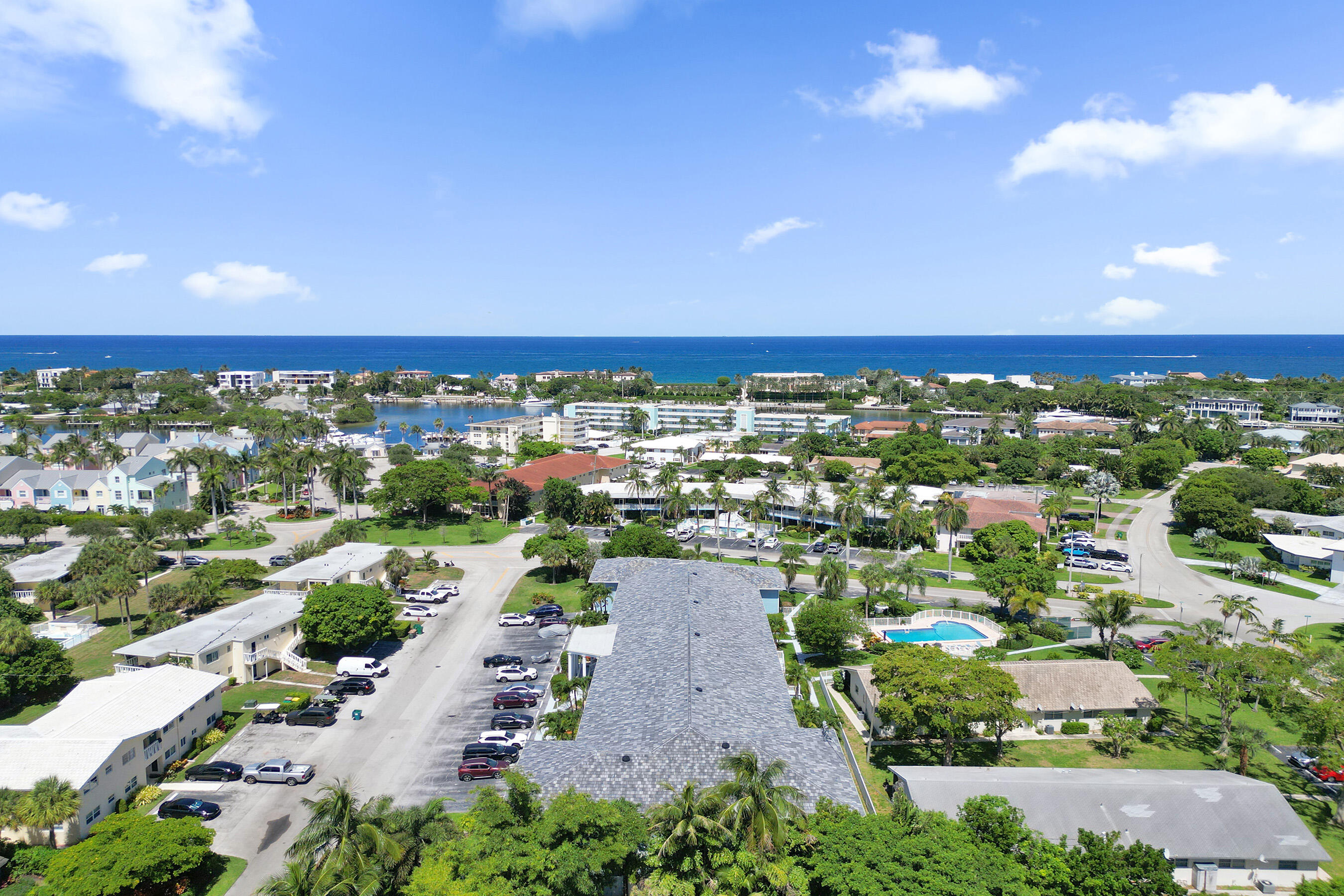 YACHT VIEW CONDO - Residential