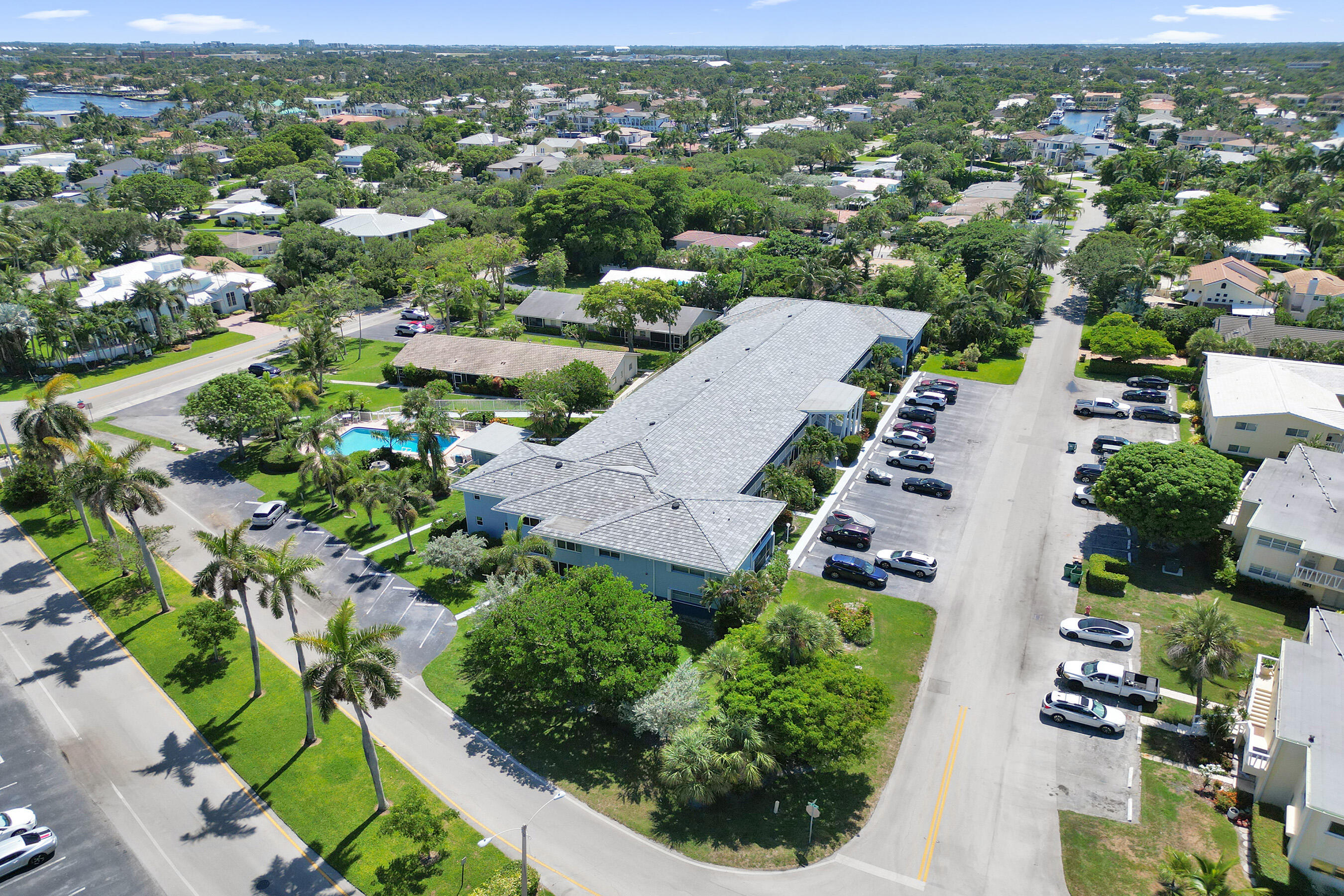 YACHT VIEW CONDO - Residential