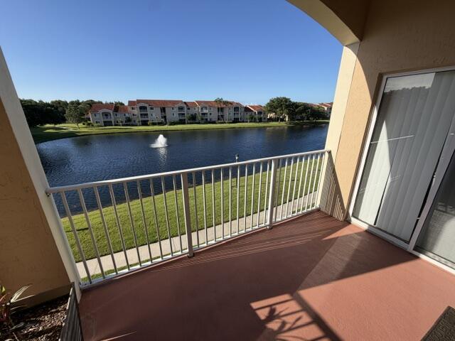 LAGUNA OF VERO BEACH - Residential Lease