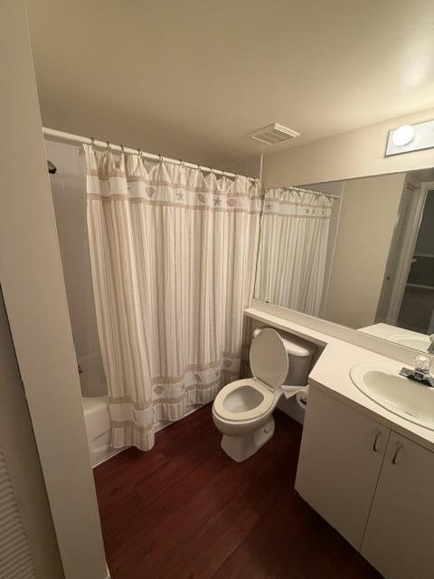 LAGUNA OF VERO BEACH - Residential Lease