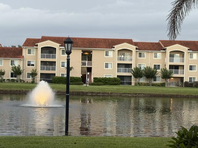 LAGUNA OF VERO BEACH - Residential Lease