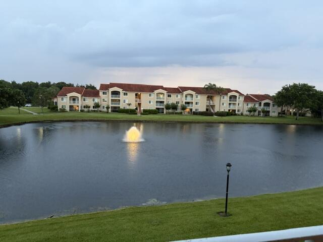 LAGUNA OF VERO BEACH - Residential Lease