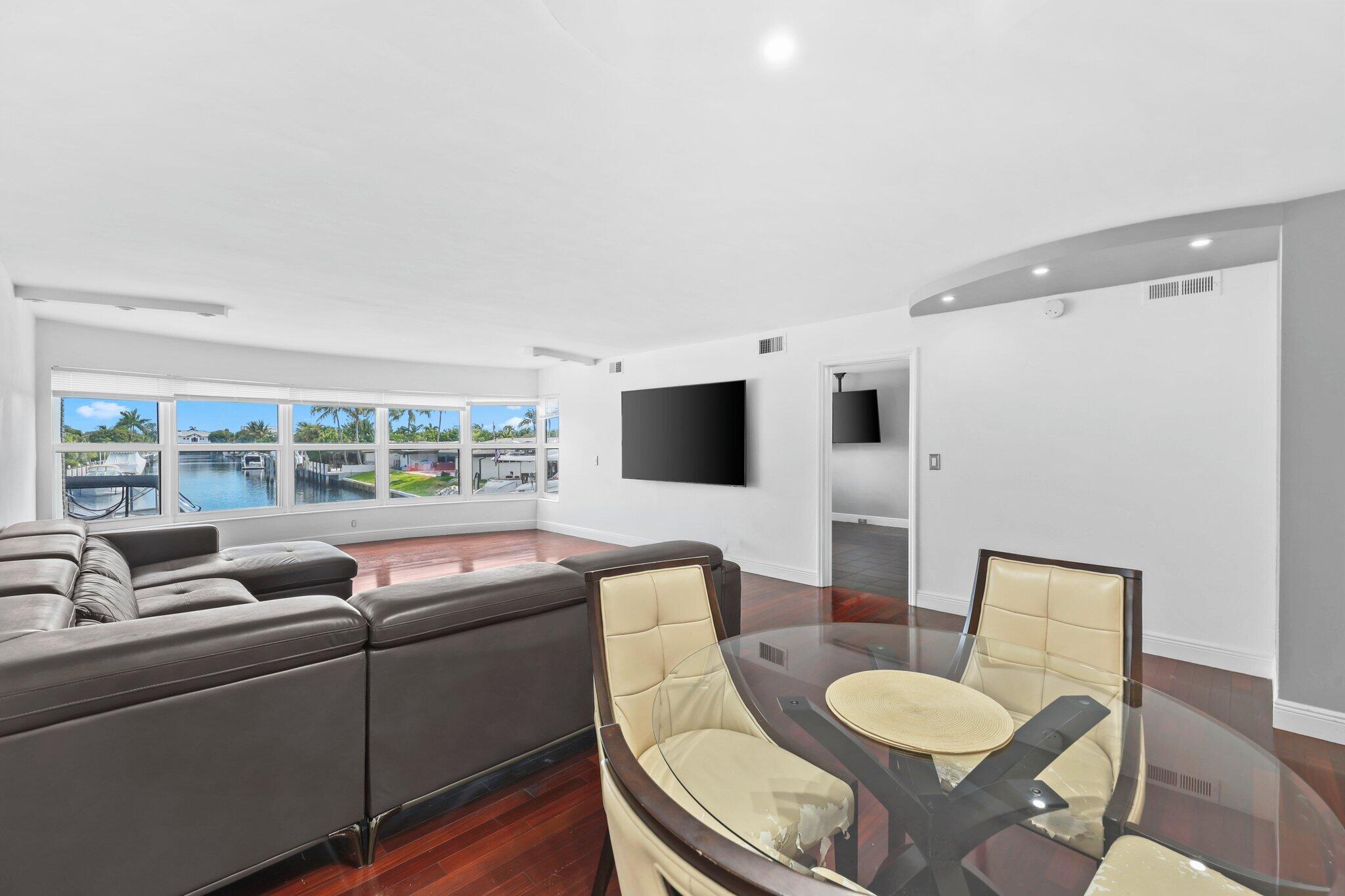 HERITAGE LANDINGS CONDO - Residential