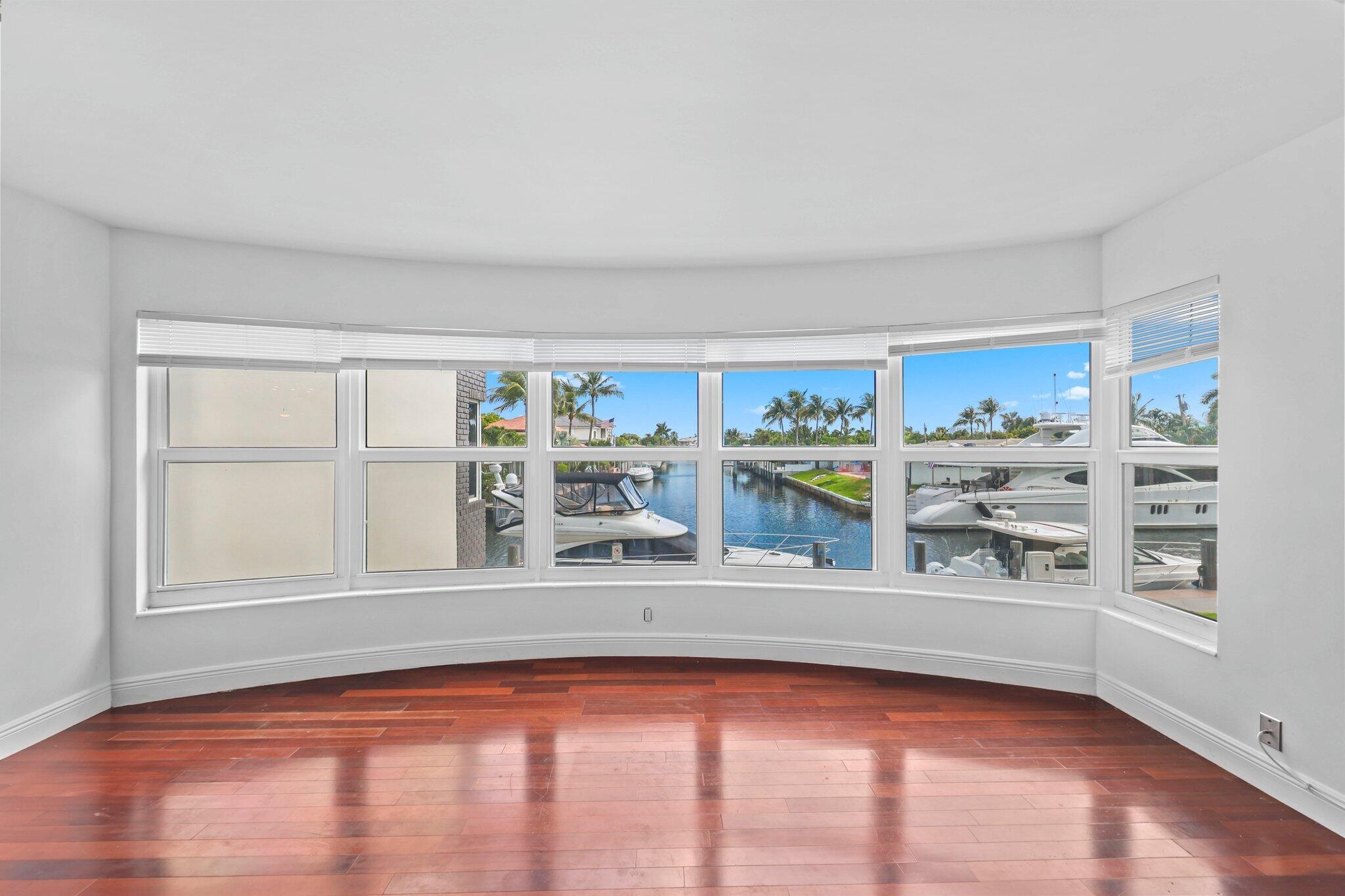 HERITAGE LANDINGS CONDO - Residential