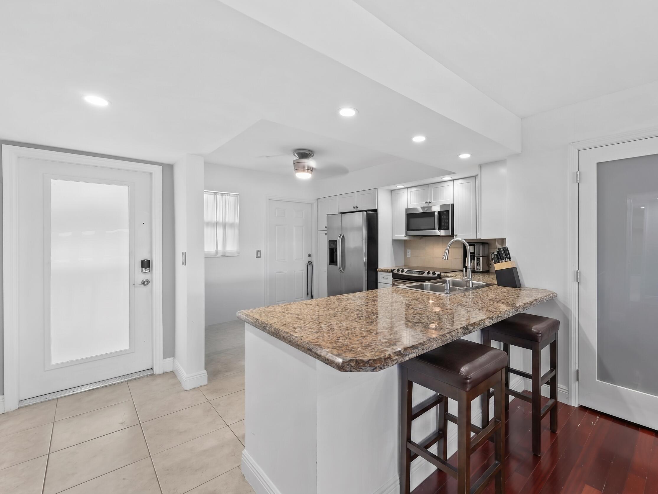 HERITAGE LANDINGS CONDO - Residential