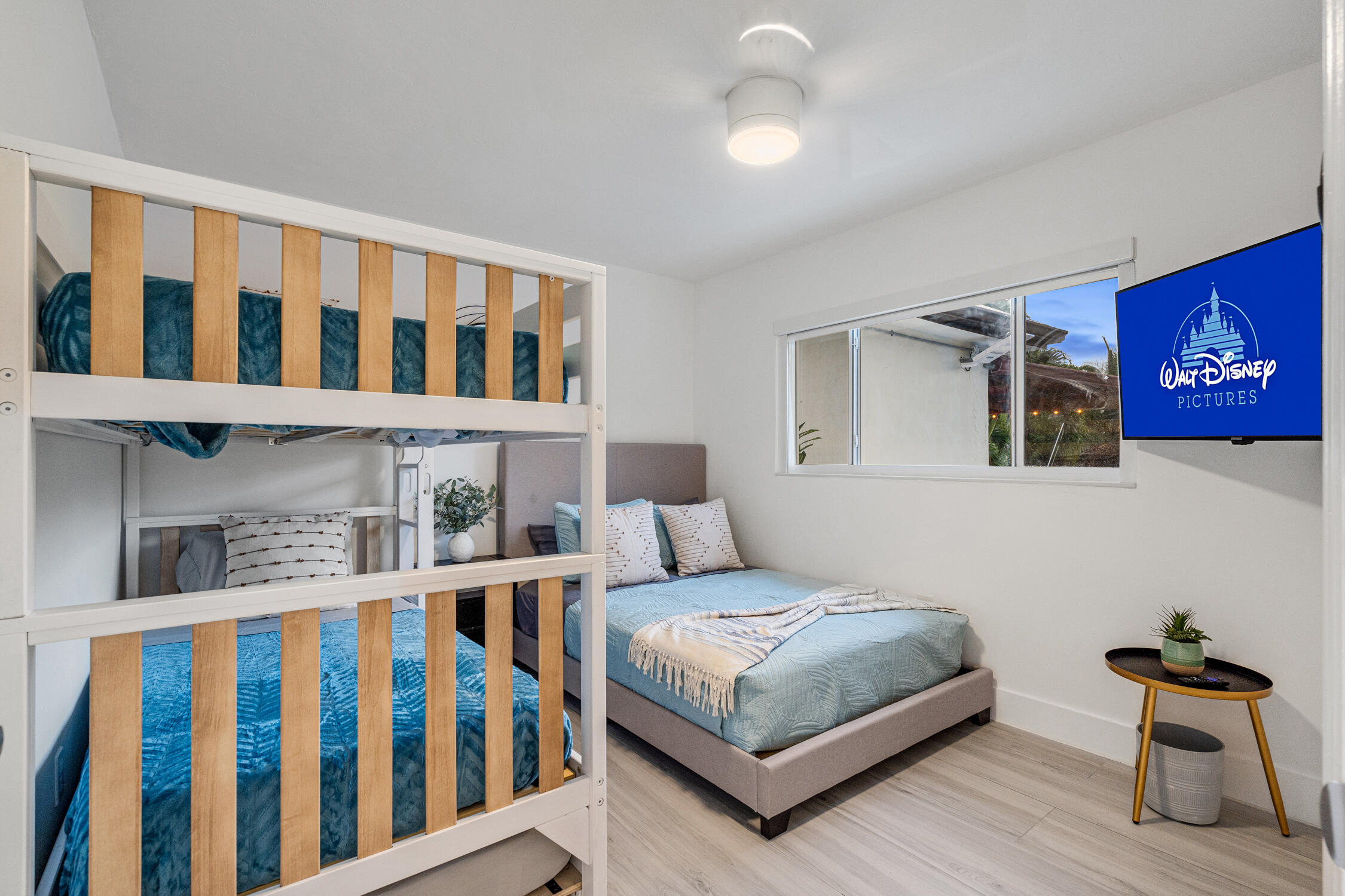 BOULEVARD PARK ISLES SEC - Residential