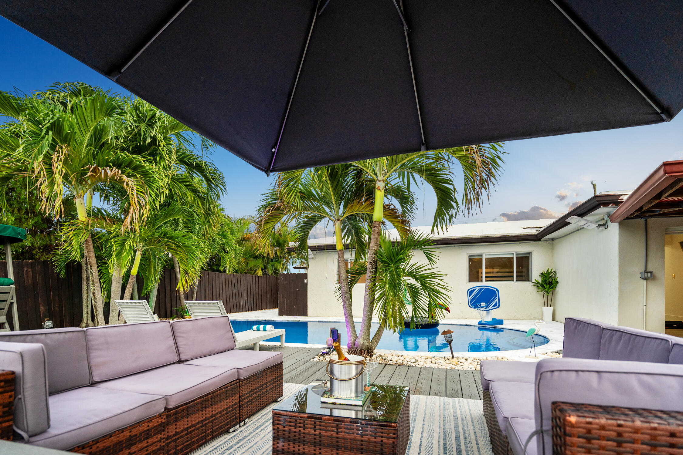 BOULEVARD PARK ISLES SEC - Residential