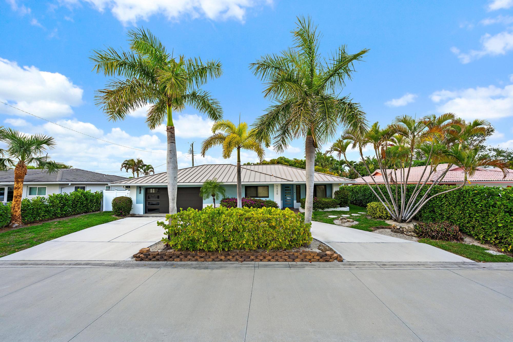 YACHT HARBOR MANOR - Residential