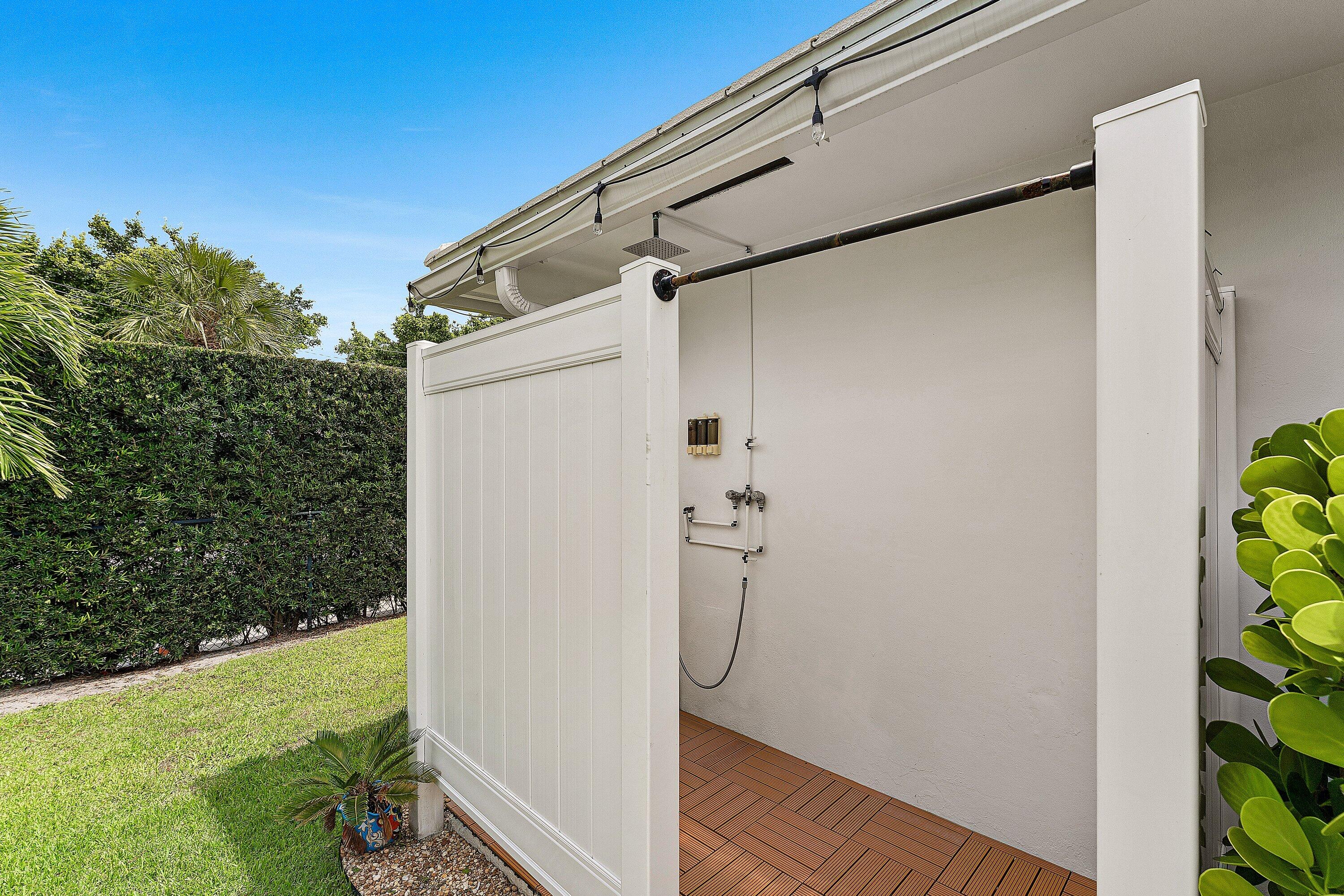 CAMINO GARDENS SEC 3 - Residential