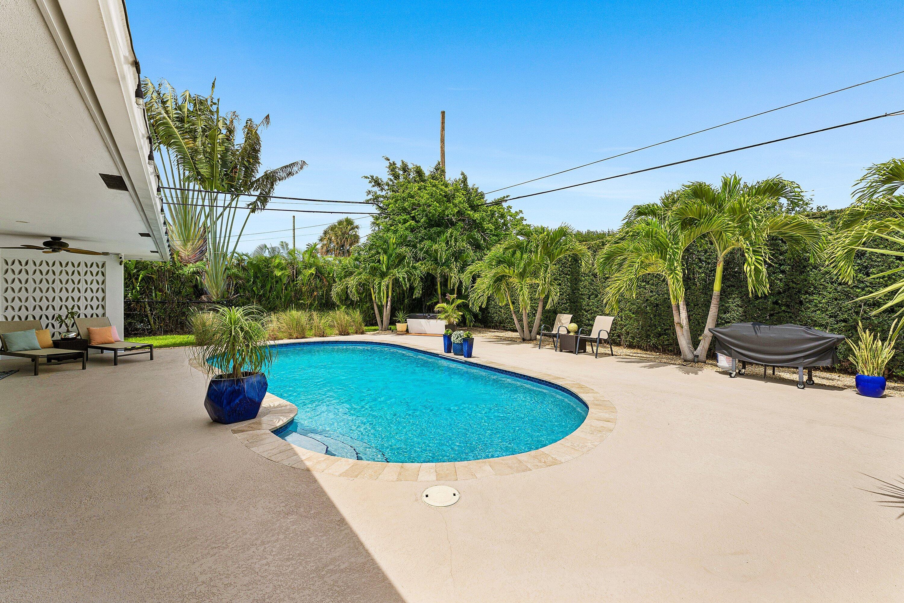 CAMINO GARDENS SEC 3 - Residential