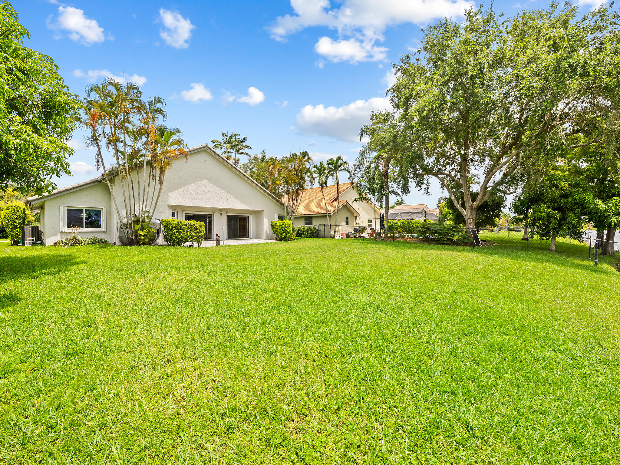 PINE LAKE RIDGE REPLAT - Residential