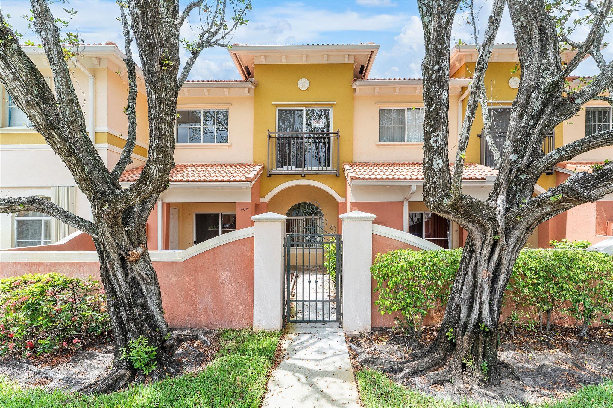 MARTIN/MARANGOS PLAT - Residential Lease