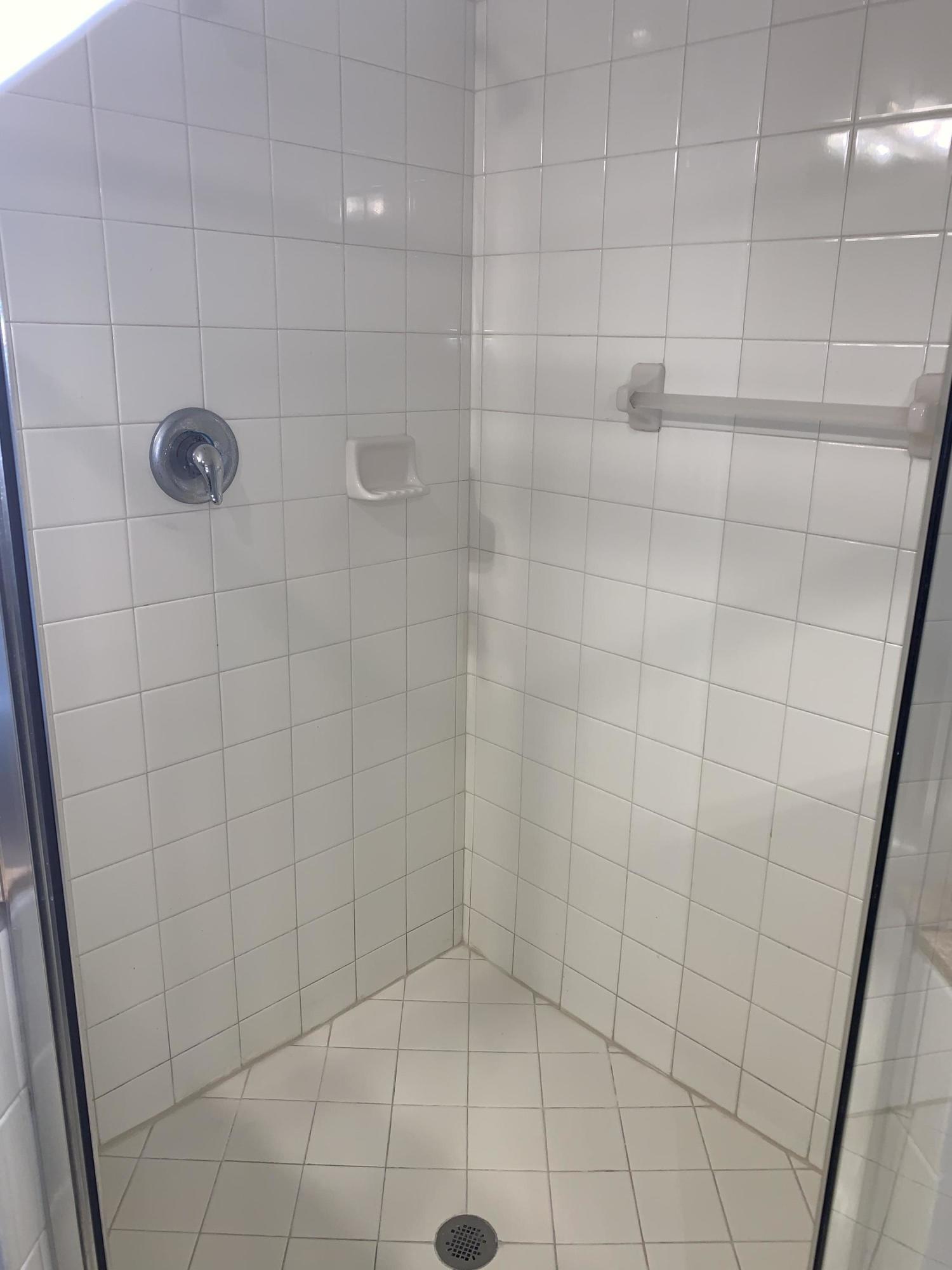 VISTABELLA AT RENAISSANCE COMMONS 2 PUD - Residential Lease