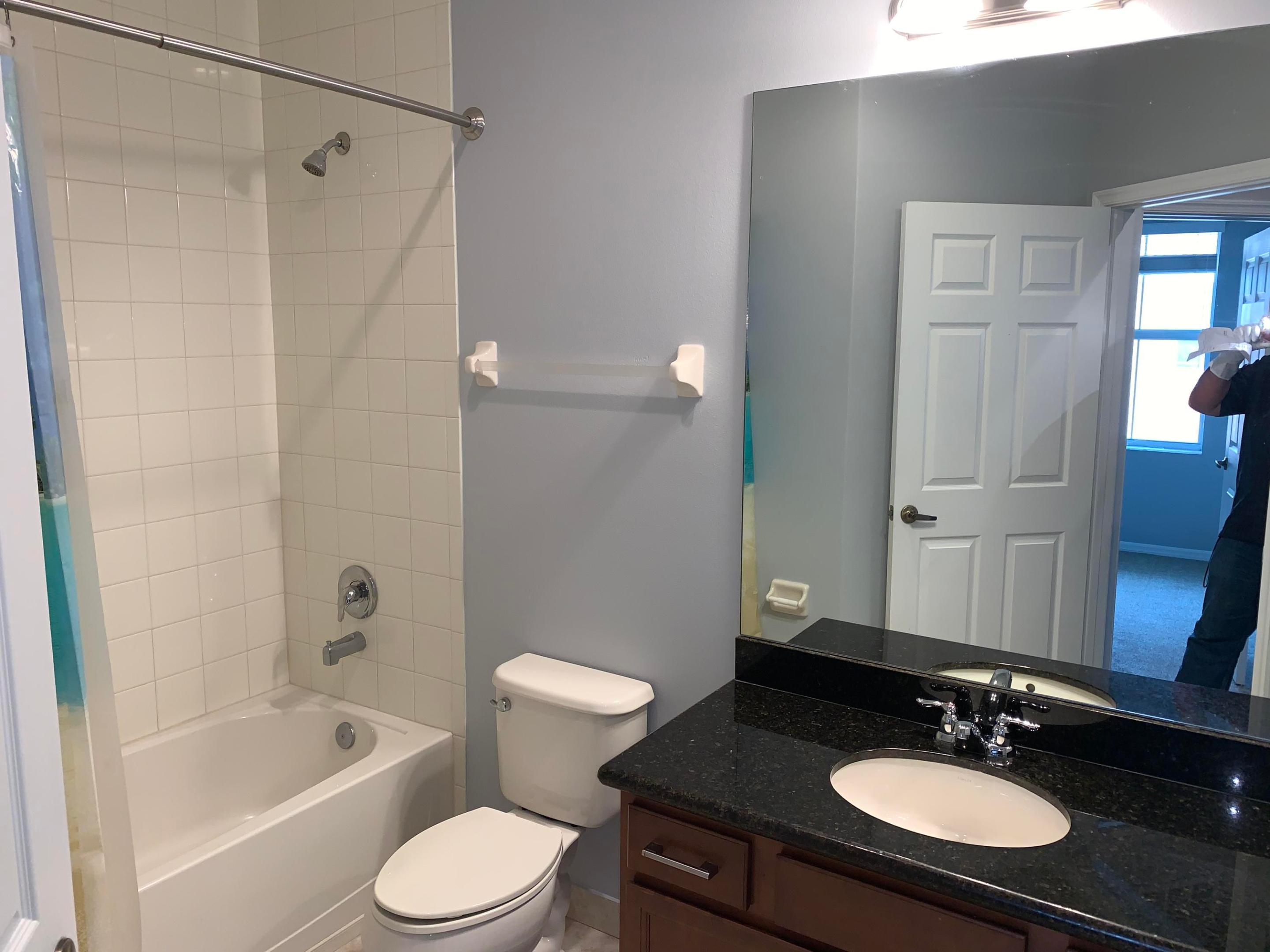 VISTABELLA AT RENAISSANCE COMMONS 2 PUD - Residential Lease