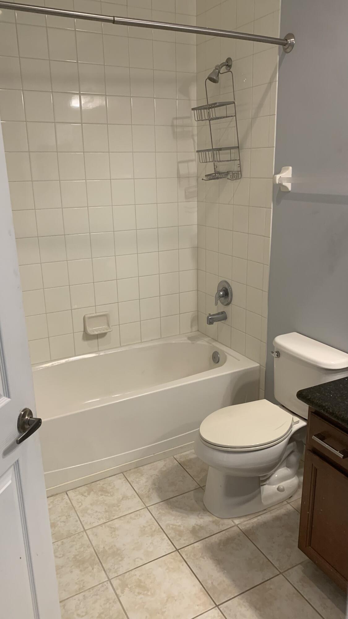 VISTABELLA AT RENAISSANCE COMMONS 2 PUD - Residential Lease