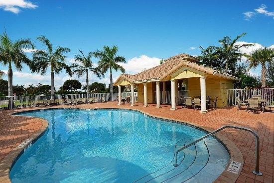 VISTABELLA AT RENAISSANCE COMMONS 2 PUD - Residential Lease