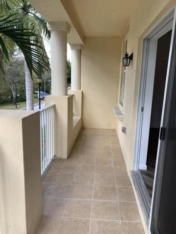 VISTABELLA AT RENAISSANCE COMMONS 2 PUD - Residential Lease