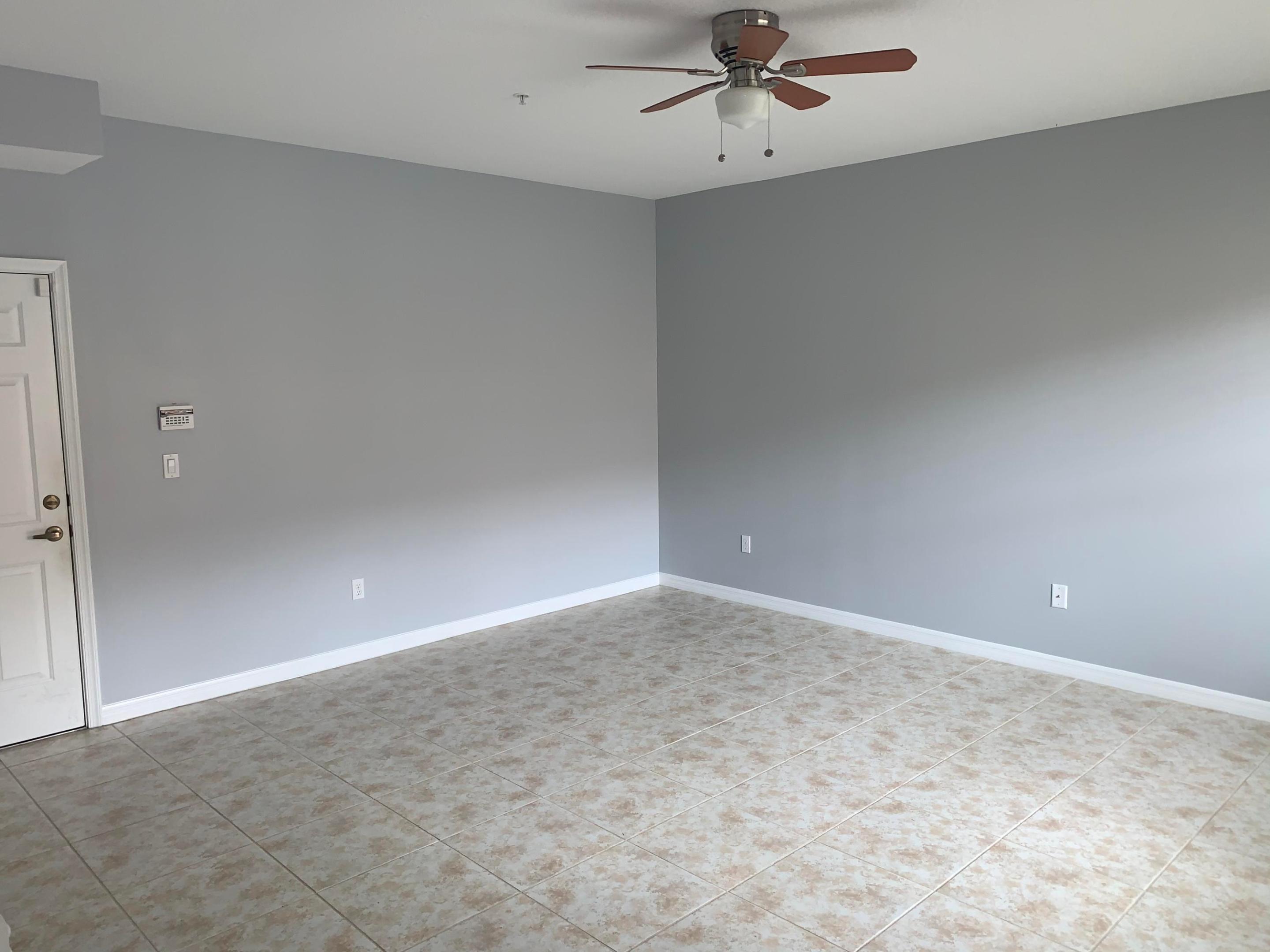 VISTABELLA AT RENAISSANCE COMMONS 2 PUD - Residential Lease