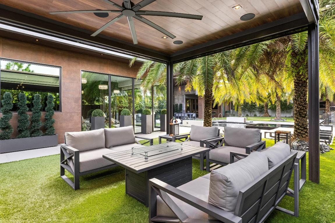 CORAL RIDGE COUNTRY CLUB - Residential