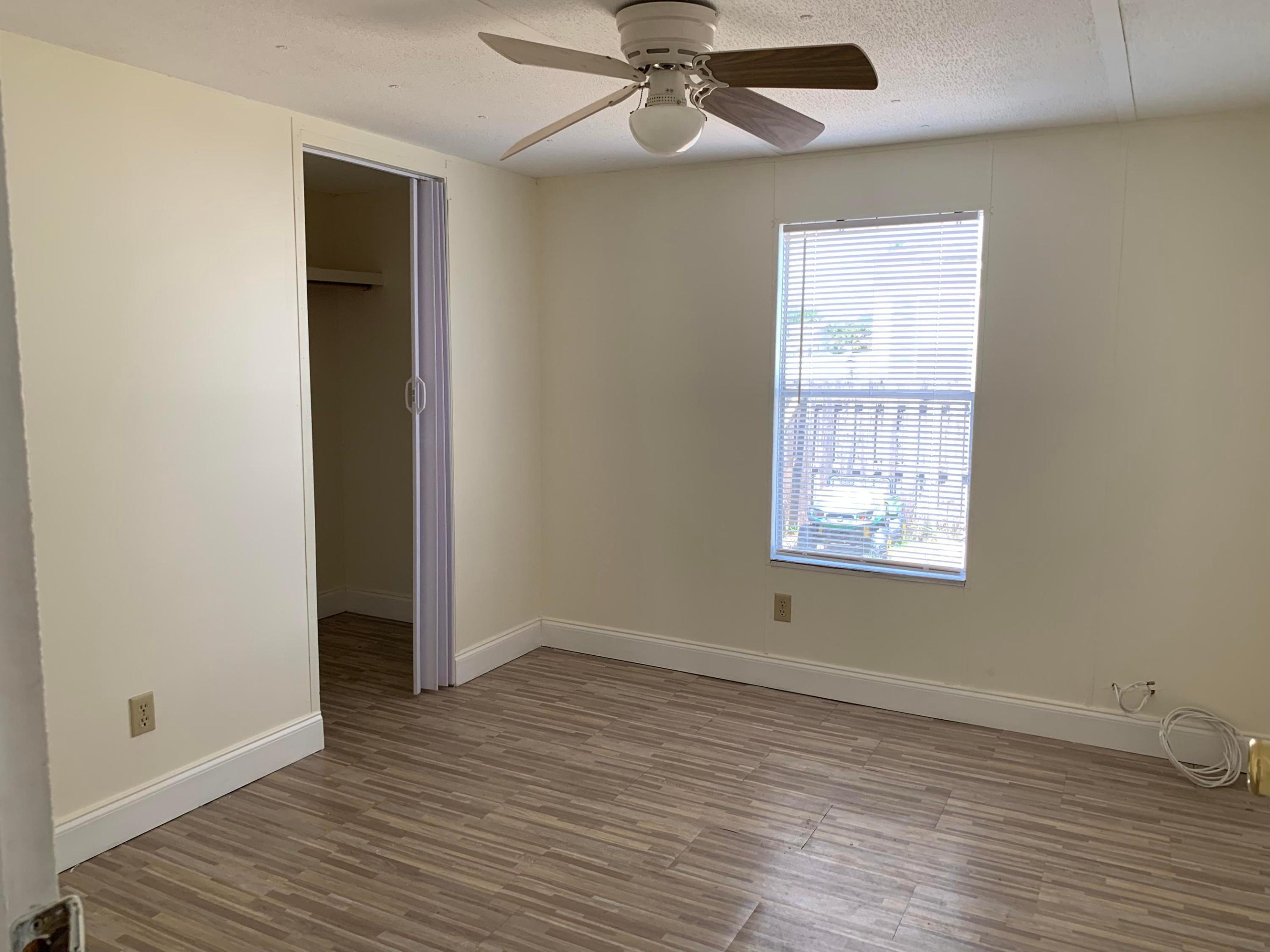 SANDALFOOT BLVD ESTATES - Residential Lease
