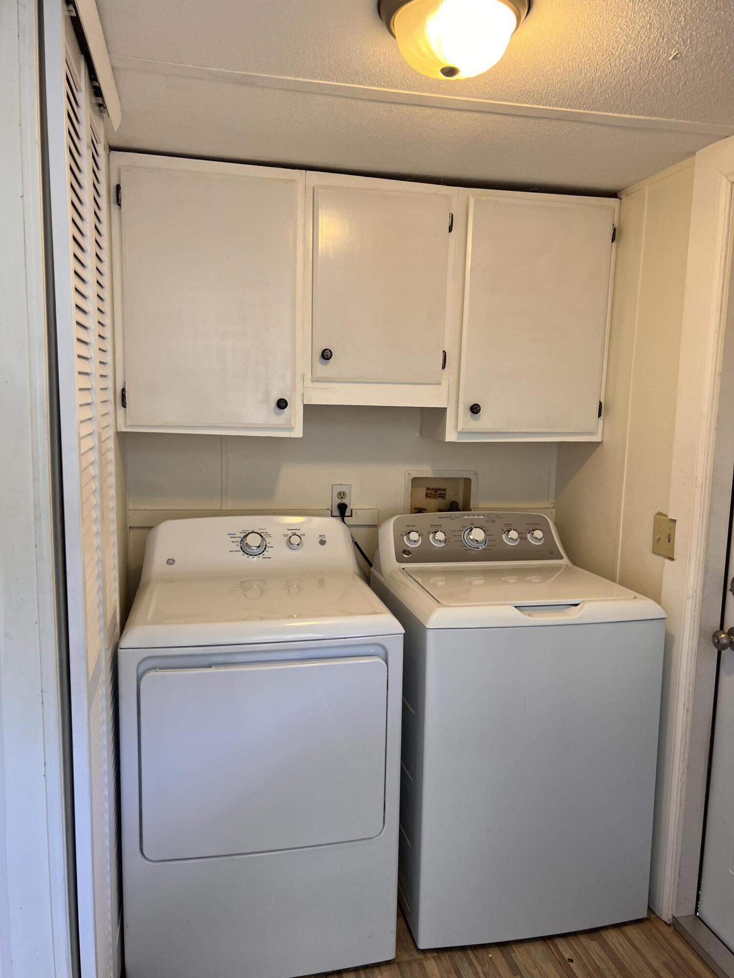 SANDALFOOT BLVD ESTATES - Residential Lease