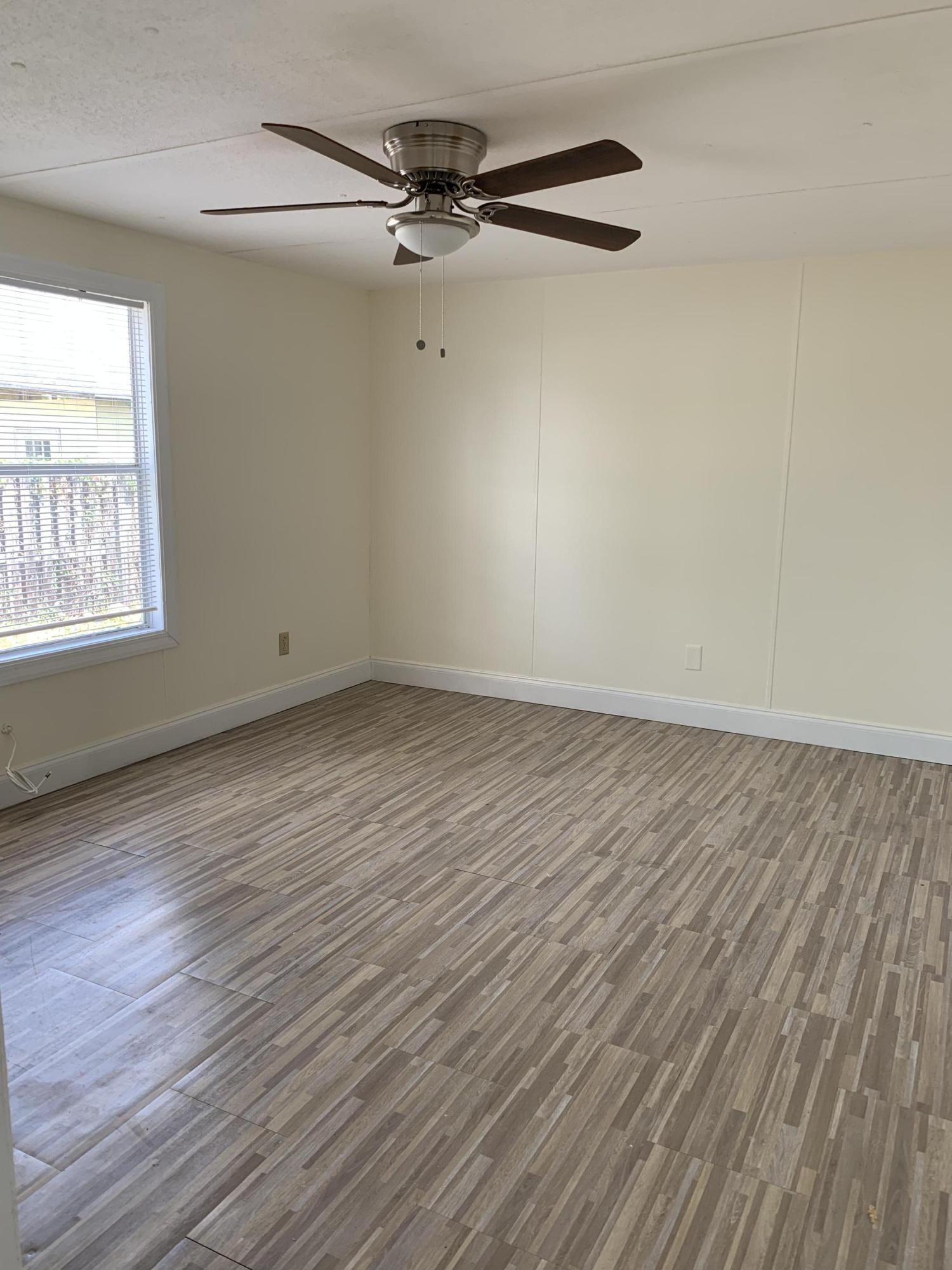 SANDALFOOT BLVD ESTATES - Residential Lease