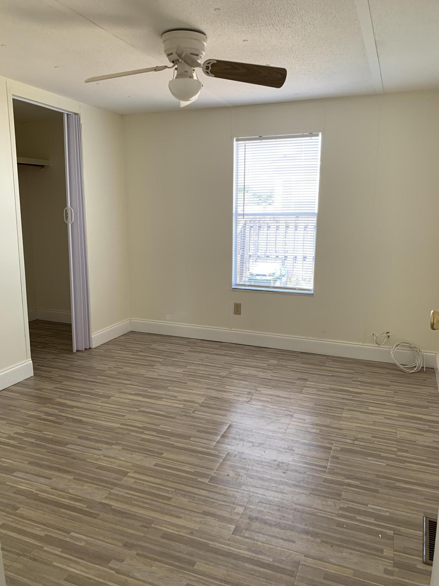 SANDALFOOT BLVD ESTATES - Residential Lease