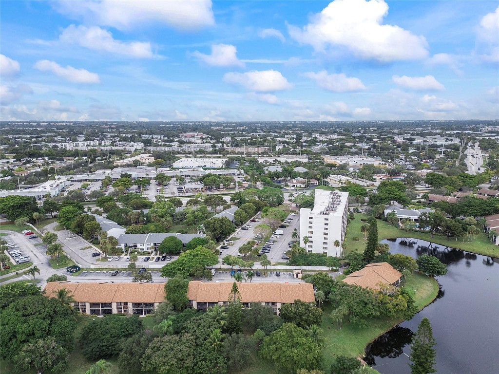 MEADOWRIDGE CONDOS - Residential