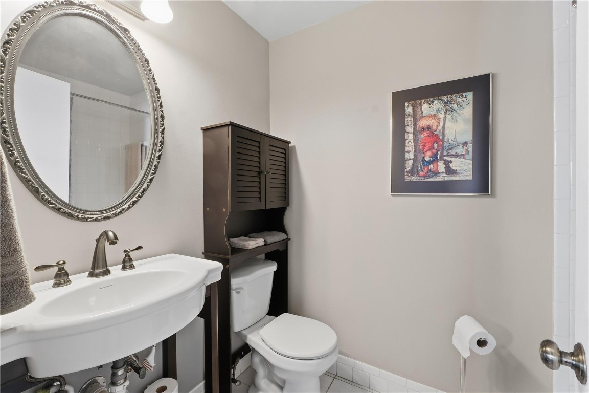 MEADOWRIDGE CONDOS - Residential