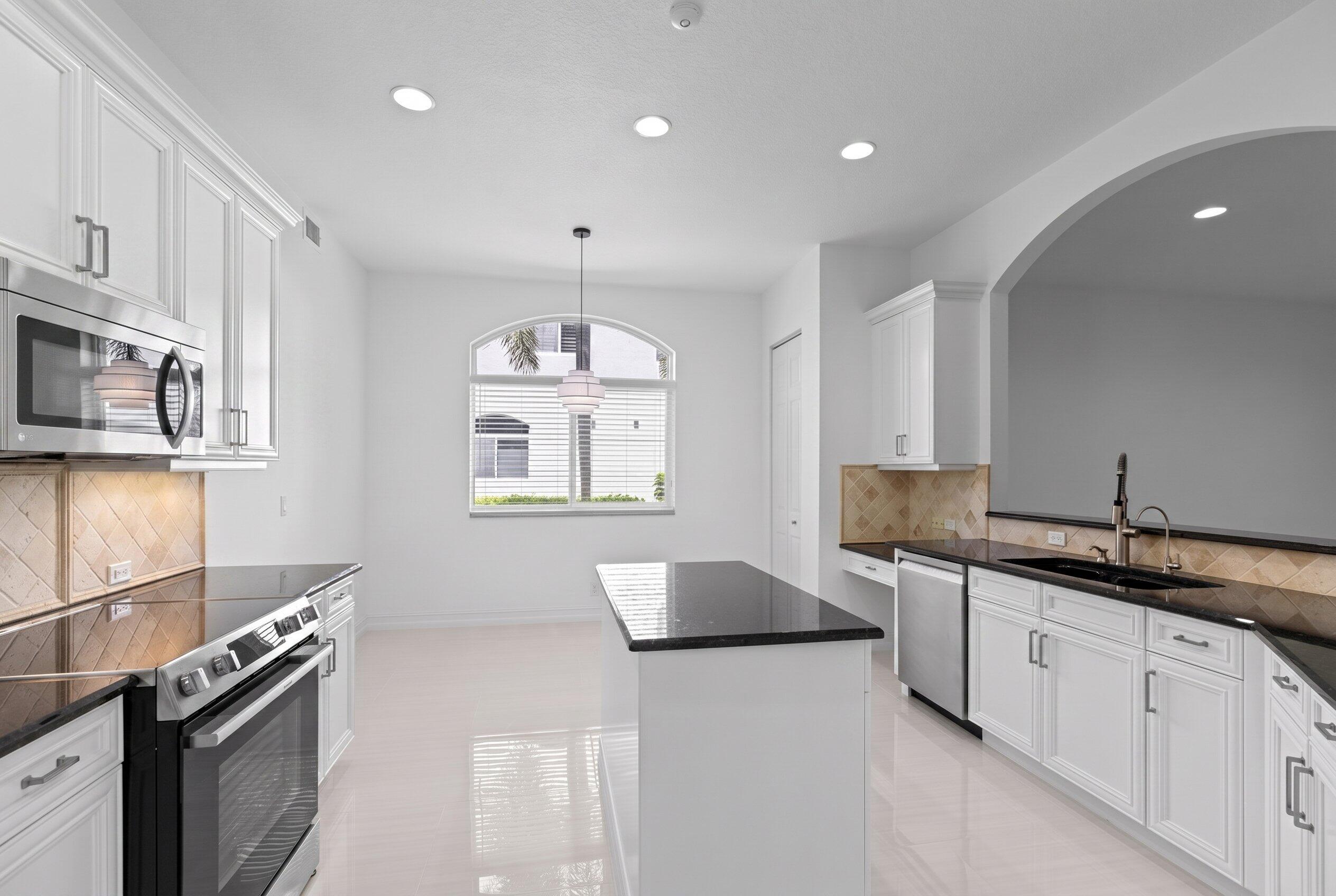 PALM BAY CLUB CONDOMINIUM - Residential