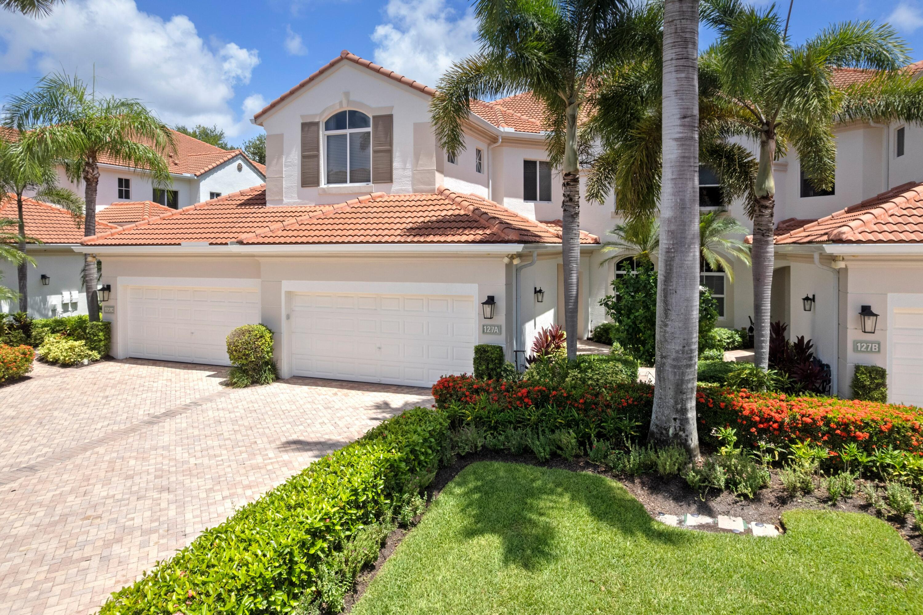 PALM BAY CLUB CONDOMINIUM - Residential