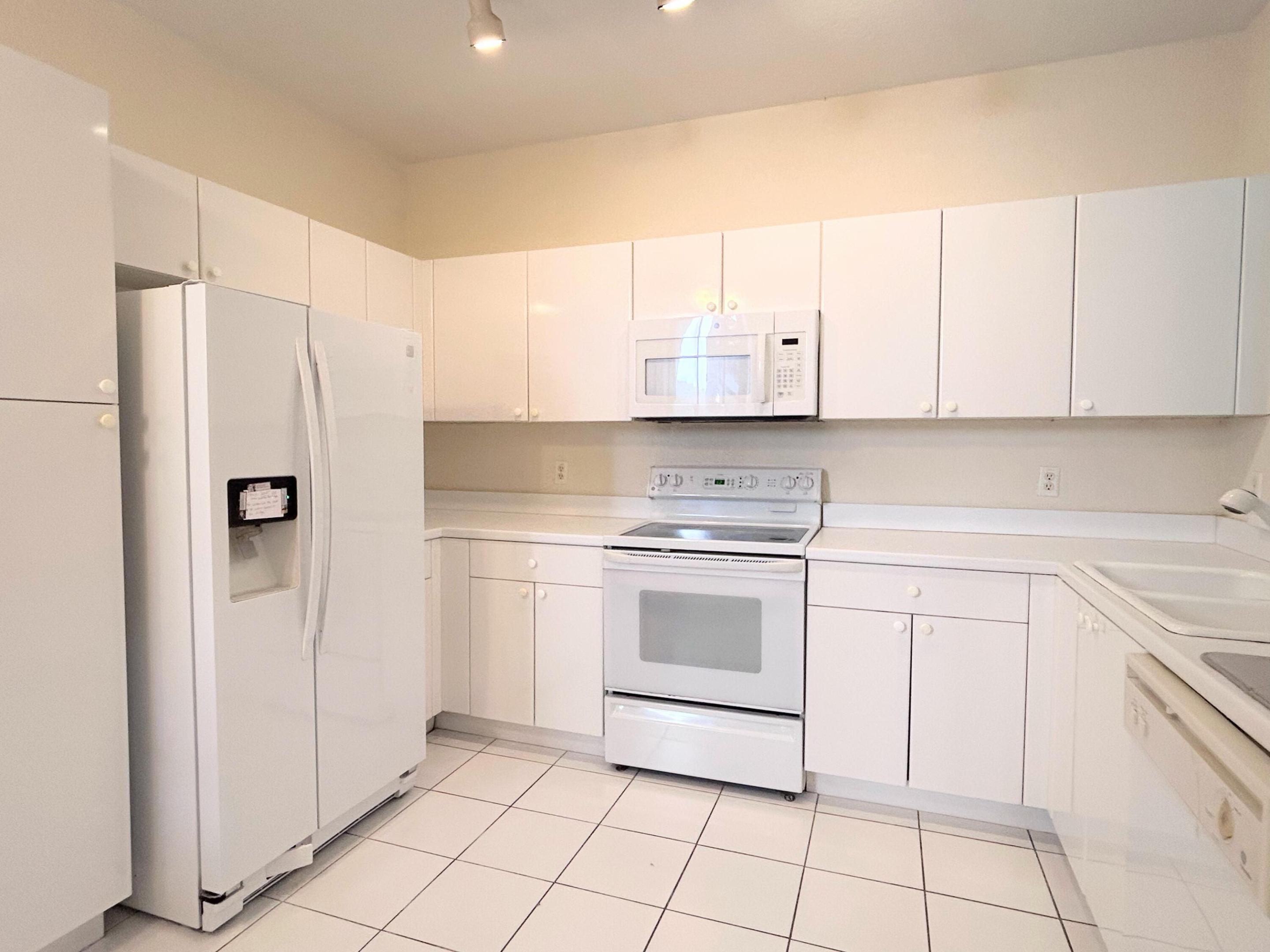 GROVE VILLAGE CONDO - Residential