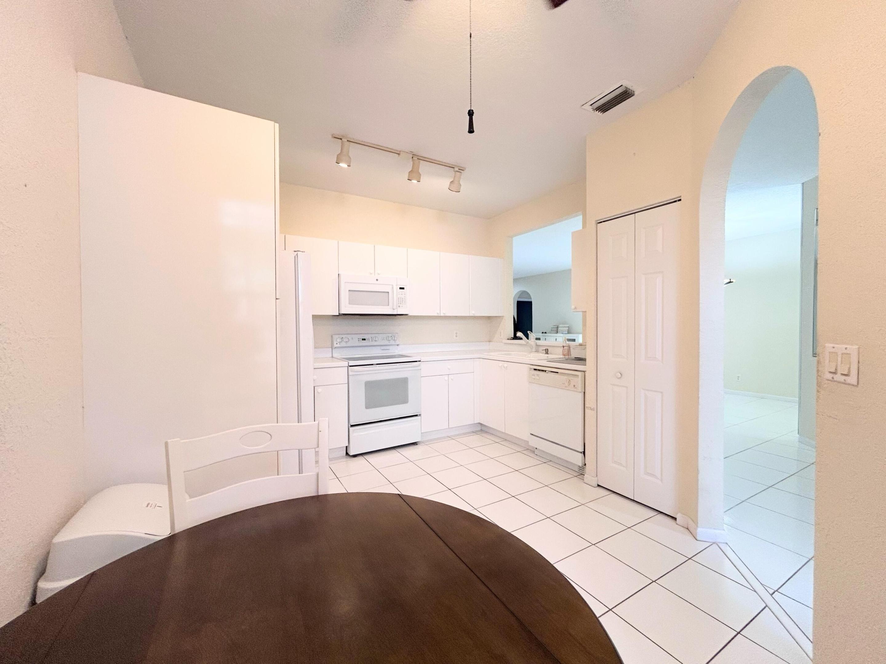 GROVE VILLAGE CONDO - Residential