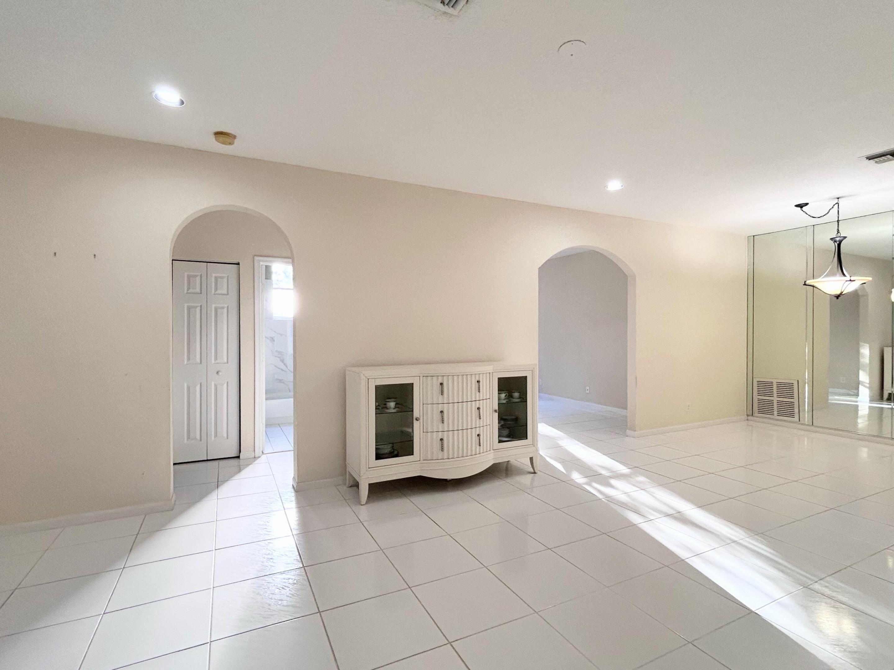GROVE VILLAGE CONDO - Residential