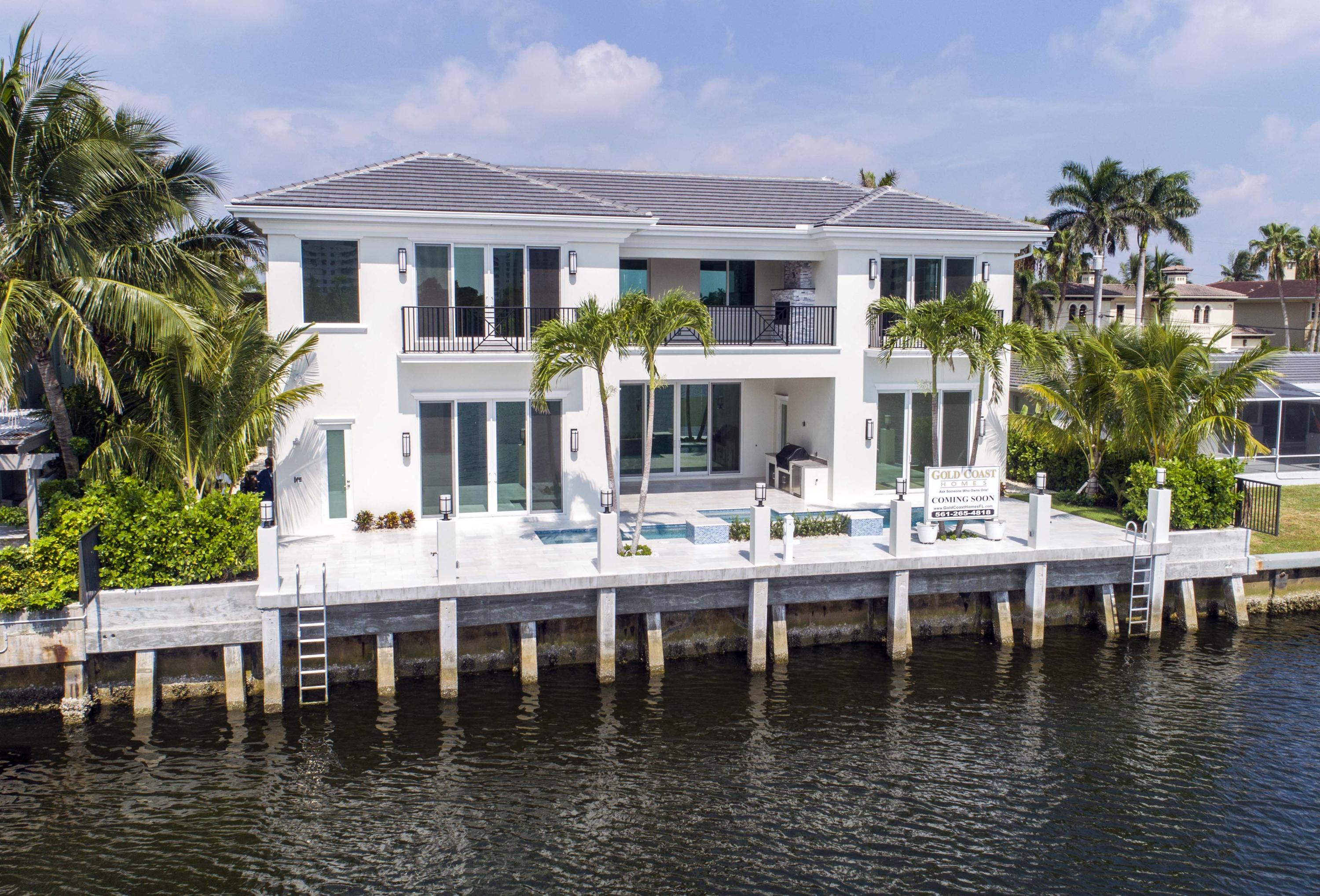 BOCA HARBOUR ISLAND SEC - Residential