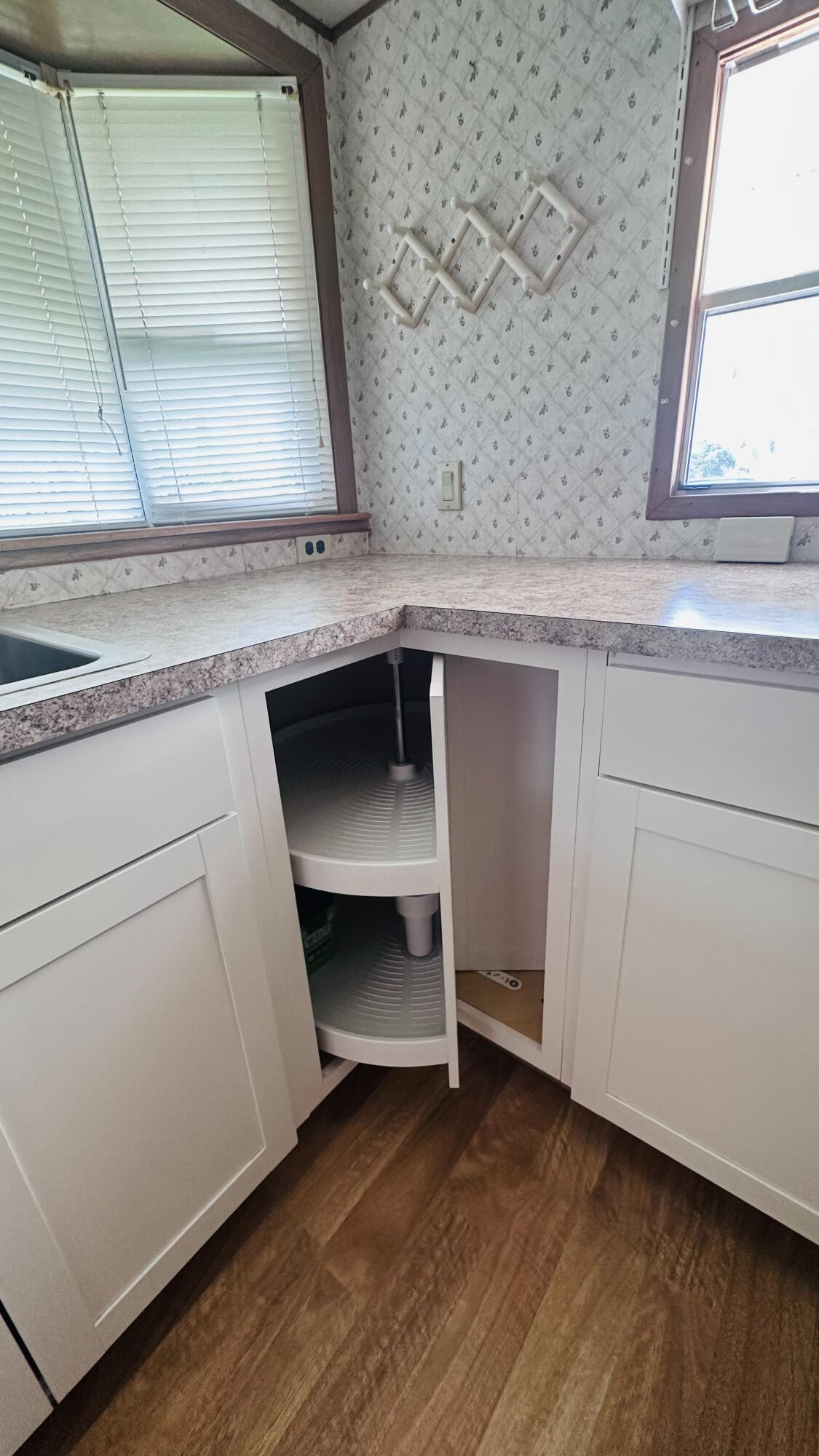 RIDGEWAY - Residential