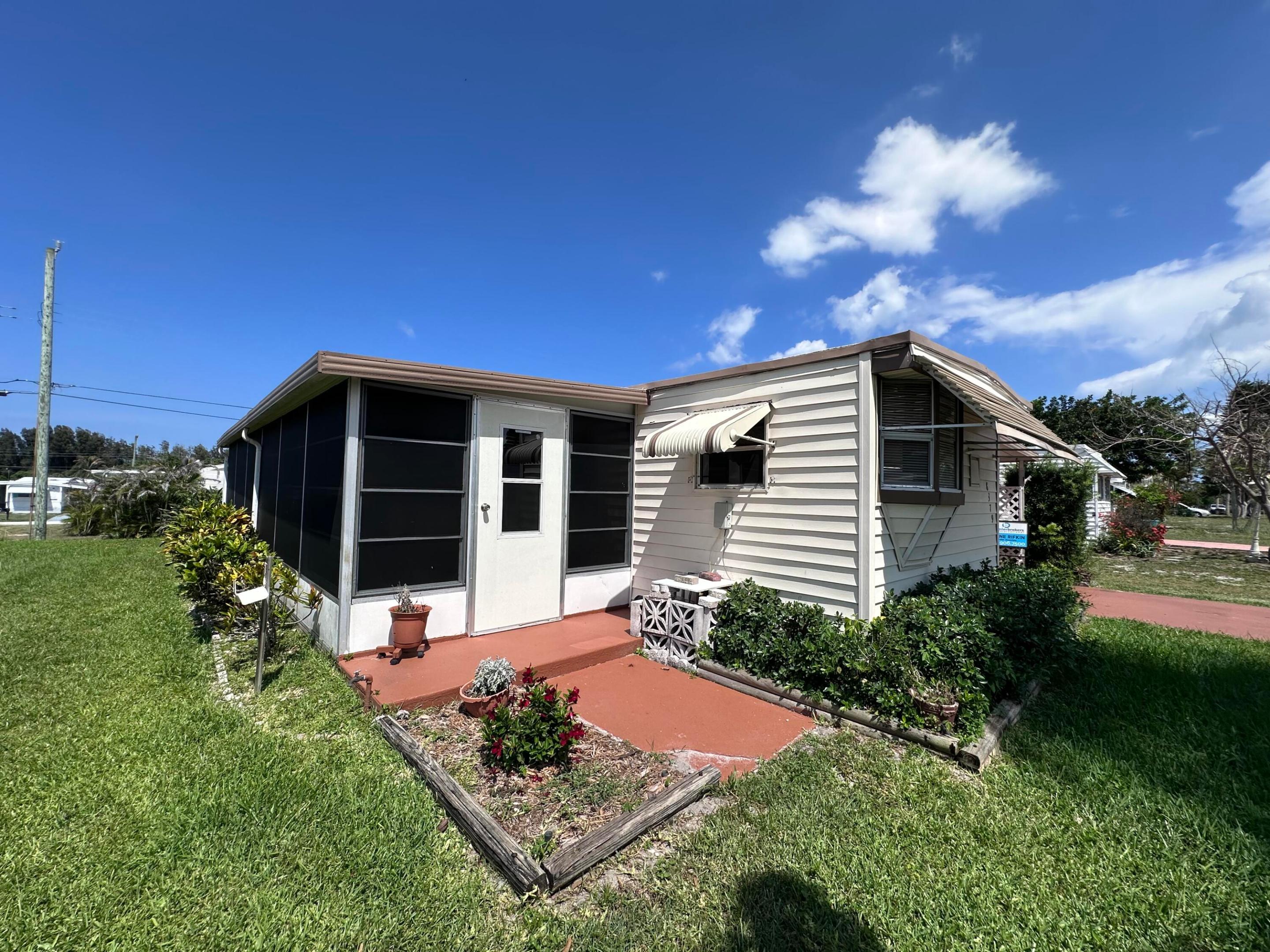 RIDGEWAY - Residential