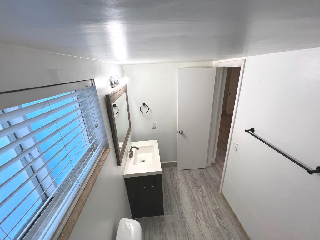 SOMMERSET CONDOMINIUMS - Residential