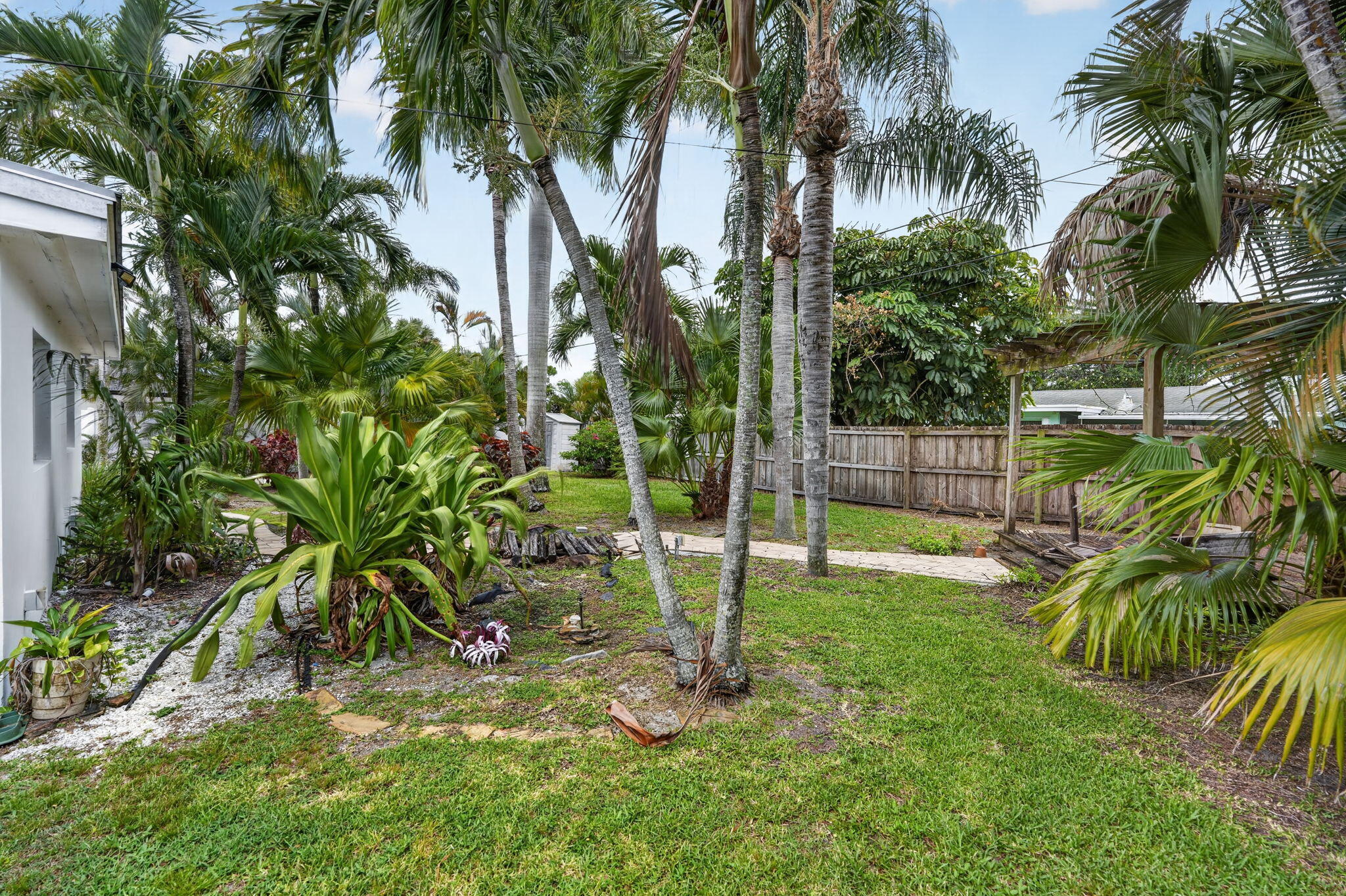 PALM BEACH GARDENS 3 - Residential