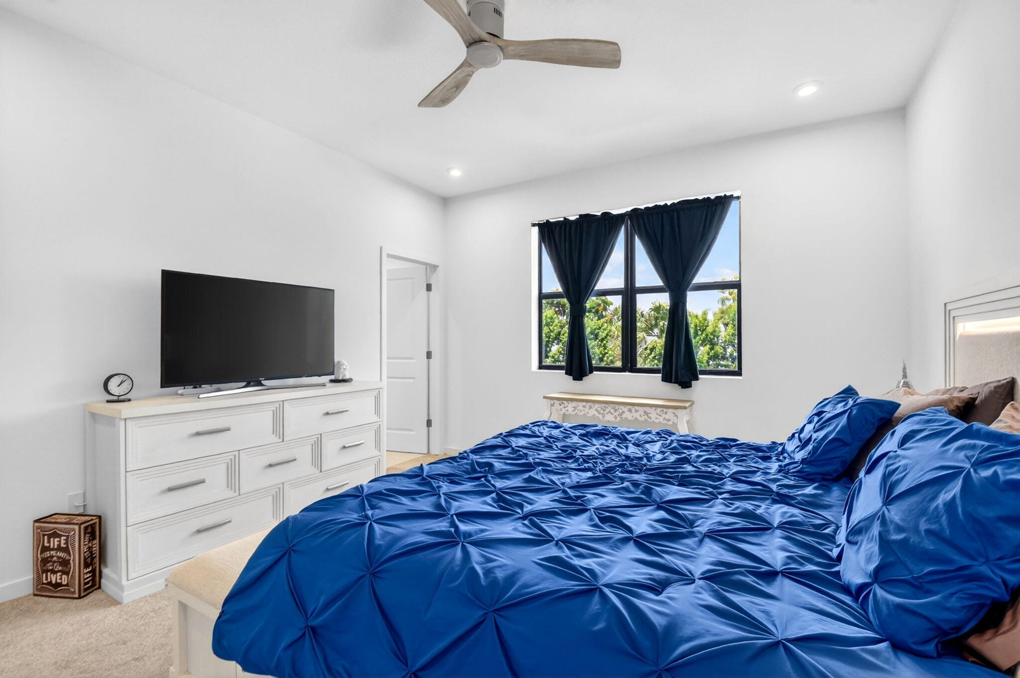 FOREST OAKS - Residential