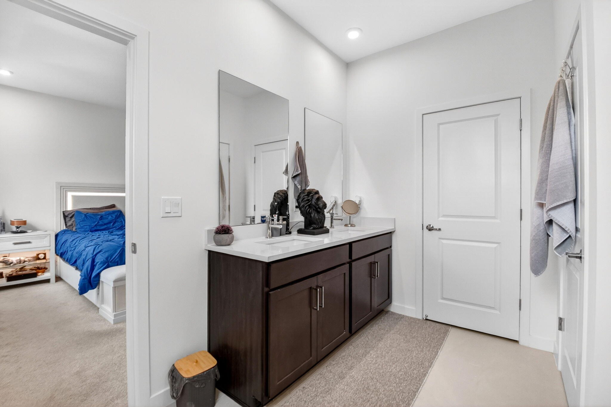 FOREST OAKS - Residential