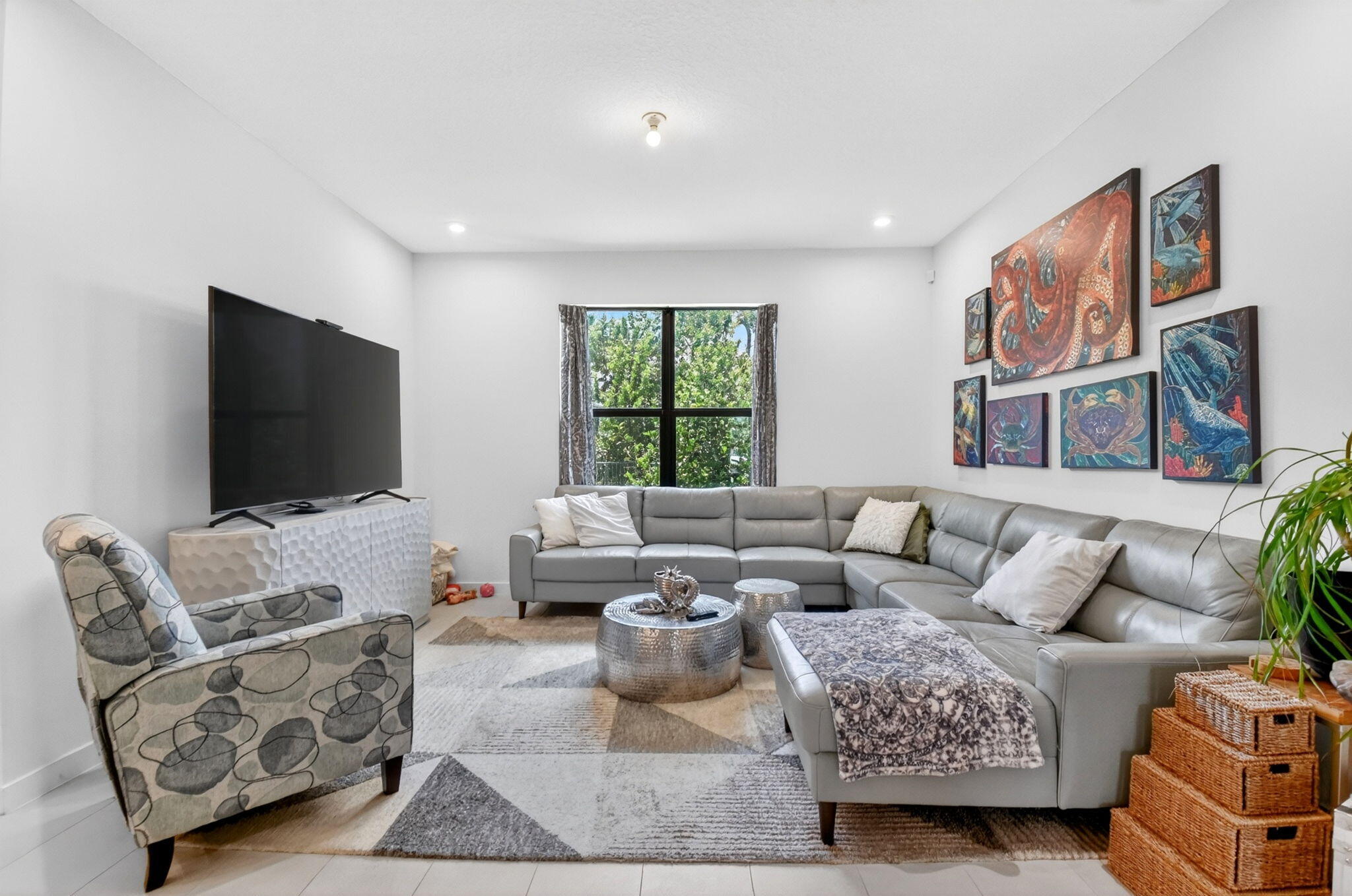 FOREST OAKS - Residential