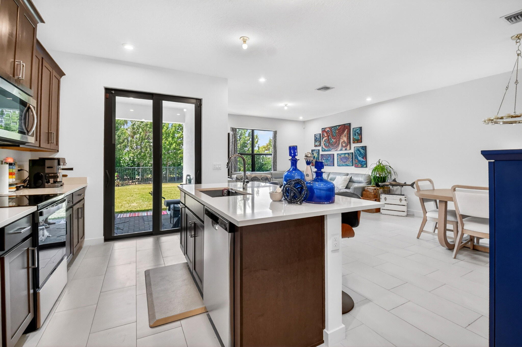 FOREST OAKS - Residential
