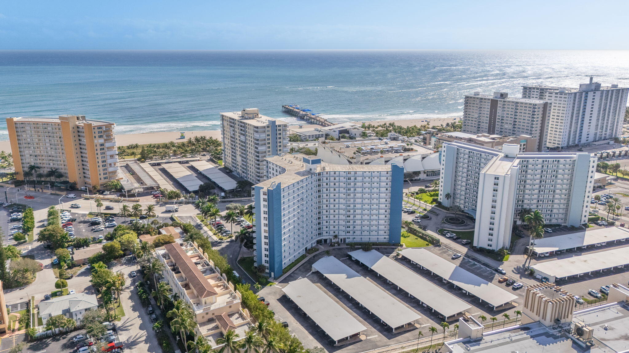 NASSAU HOUSE CONDOMINIUM - Residential
