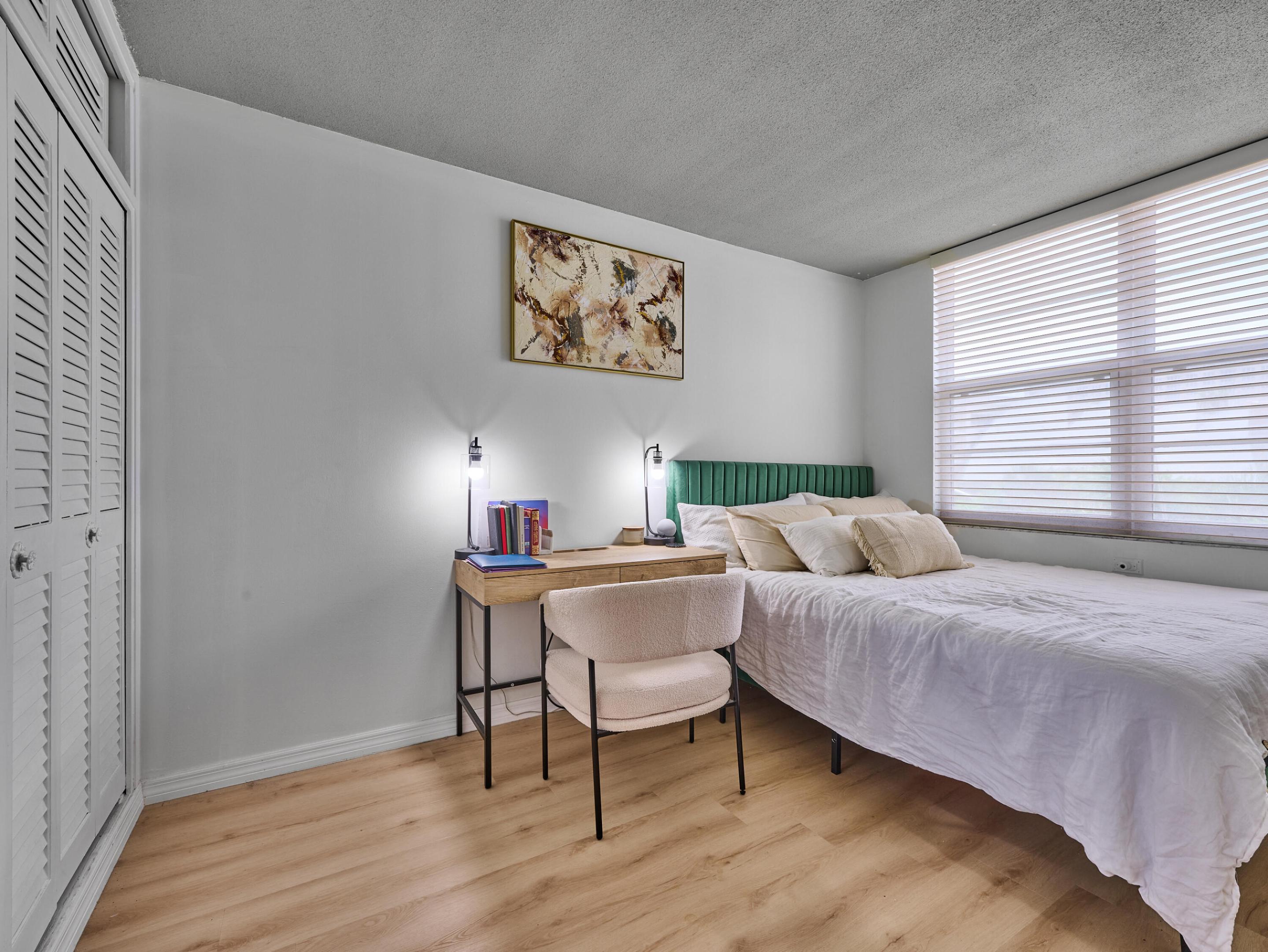NASSAU HOUSE CONDOMINIUM - Residential